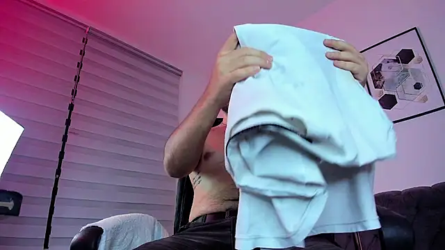 ethan grace online show from February 17, 12:15 pm