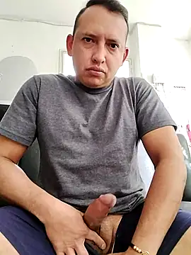 Hachi28 online show from March 1, 1:00 pm