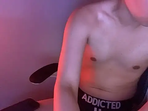 bembembem00 online show from February 20, 3:14 pm