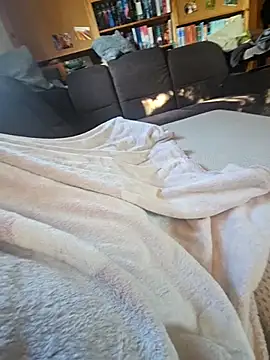 Gris-shadow online show from February 15, 9:07 am