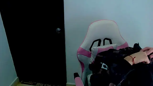 Angel boyx online show from February 24, 6:03 am