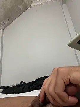 Mami342134 online show from April 27, 10:59 pm