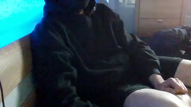 Blackklu online show from March 29, 3:45 pm