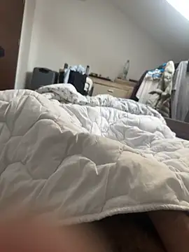 idhemo online show from April 12, 3:35 pm