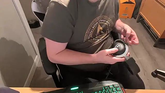 hainorswe online show from February 26, 11:50 pm