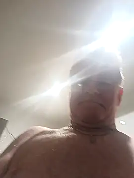 olivbisoumis online show from March 26, 5:33 am