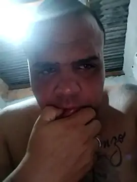 CANSADOSGL19 online show from February 22, 3:41 am