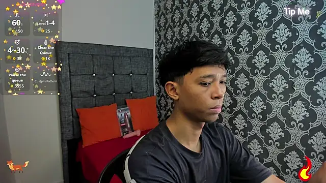 Little Twink19x online show from July 16, 7:43 pm