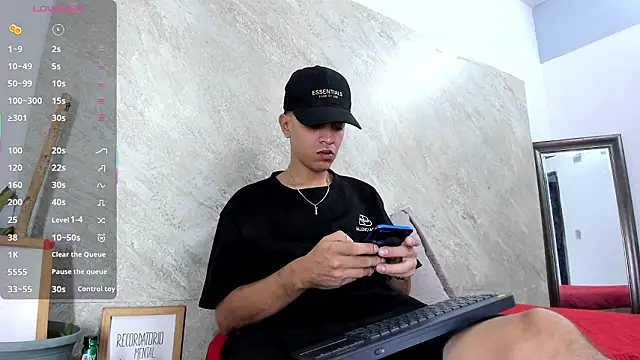 Mick-lollipop online show from March 17, 8:00 pm