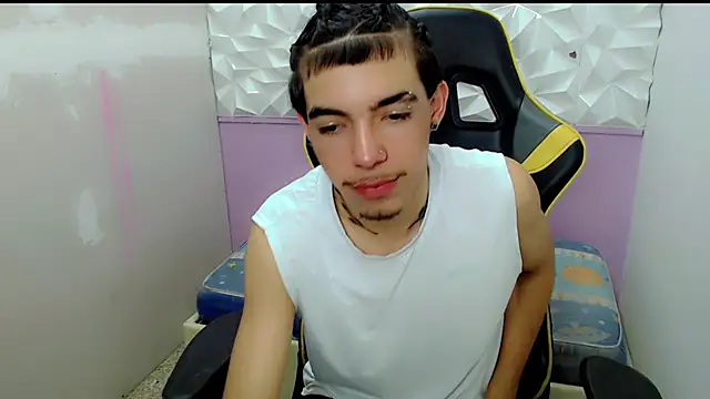 Bad bunnyy  online show from April 3, 10:17 pm