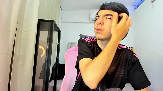 Bad bunnyy  online show from March 17, 11:35 am