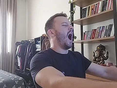 amanteloiro online show from March 3, 4:03 pm