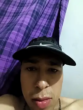 Rojasyer online show from February 21, 3:18 am