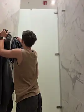 Thiago Jones1 online show from March 4, 6:37 pm