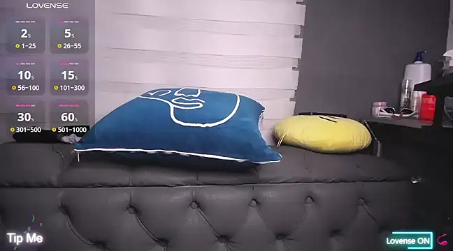 dirty 27cms online show from December 28, 4:08 am