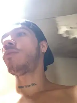 hot4430 online show from February 22, 2:51 pm