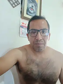 DIEGOLUIS2026 online show from June 11, 8:18 pm