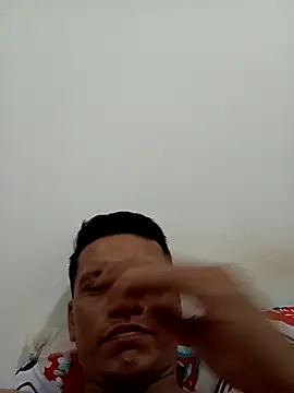 Emiliortr5678 online show from February 24, 12:01 am