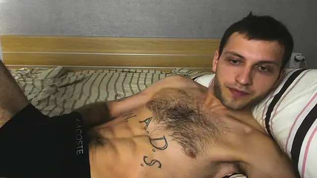 DarkRogue19 online show from March 5, 3:41 pm