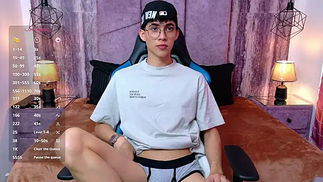 AronTawers online show from July 16, 7:32 pm
