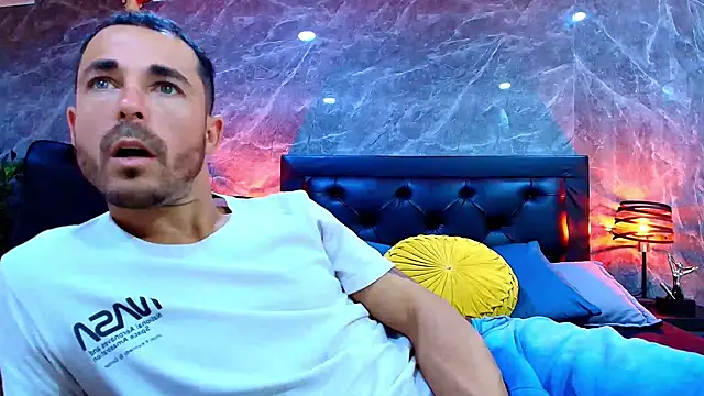 Adams Sanz online show from March 17, 8:55 pm