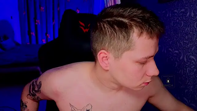 Karl Night  online show from March 1, 6:51 pm