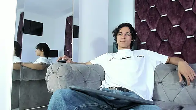 TonyBenedetti online show from March 23, 8:48 pm