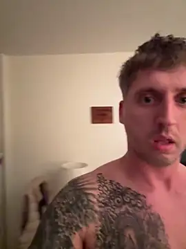 freddie321 online show from February 24, 9:15 pm