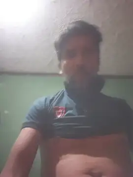 BRAD MATURE online show from April 7, 3:17 am