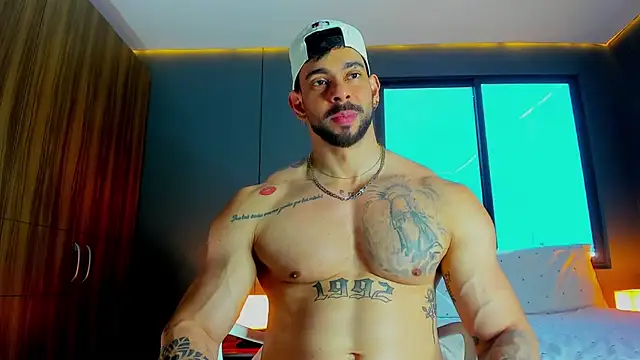 massimo visconti online show from March 27, 2:40 pm