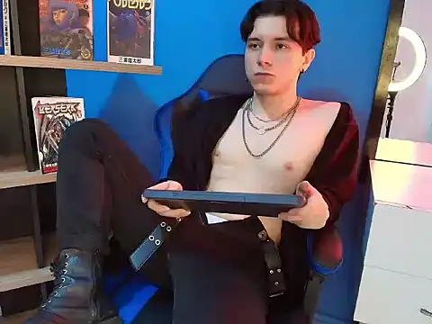 hollannd  online show from March 5, 2:57 pm