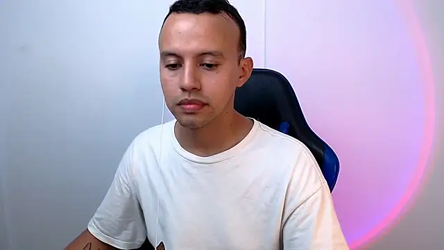 Damian Wish online show from August 4, 11:31 pm