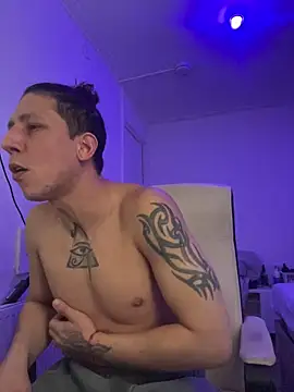 TitanNoir online show from March 12, 9:39 am