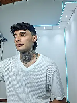 yourxcyberxangel online show from March 2, 2:55 am