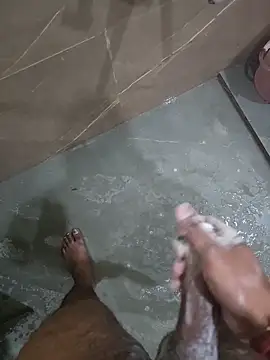 bigbuldgee online show from March 31, 7:43 am