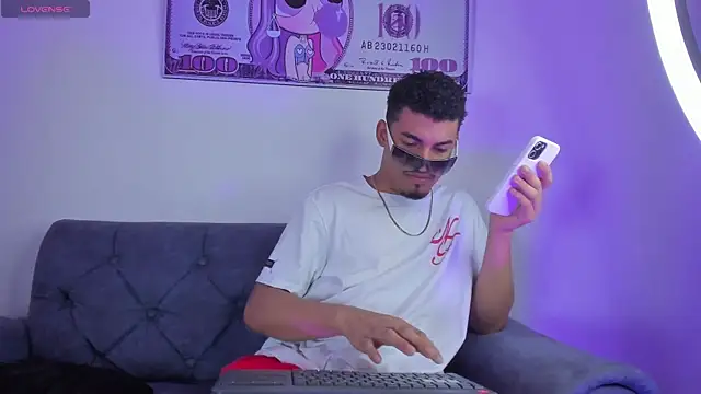 Ares DAMM online show from April 11, 6:11 pm