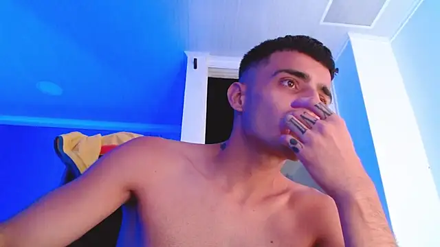 Bad Boy Carter69 online show from May 27, 3:14 am