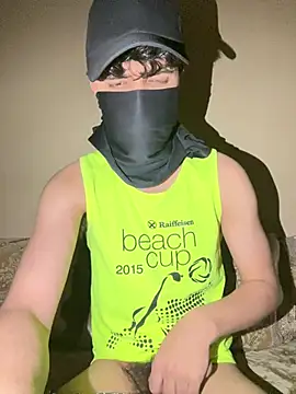 marouaN197 online show from April 5, 11:34 pm