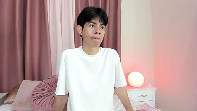 daniell rdrig online show from March 21, 12:42 pm