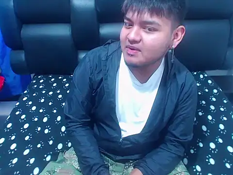 XNoahDeepThroatX online show from April 9, 1:17 pm