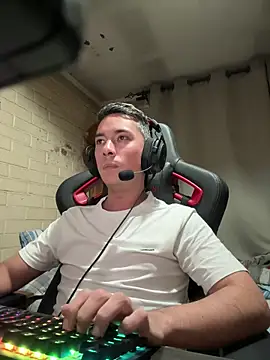 Cr1sXPorn online show from March 8, 3:32 am