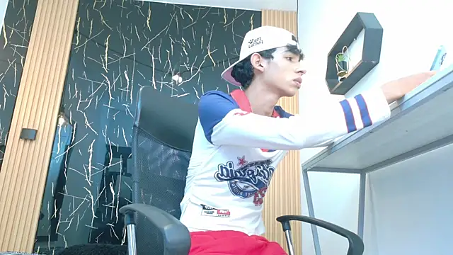 ValeriHot 1 online show from July 17, 2:52 am