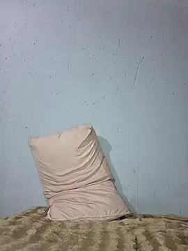 Guguyango online show from March 12, 7:10 pm