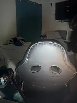 AngelLatinBoy online show from April 1, 4:36 am