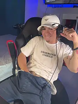 AngelLatinBoy online show from April 9, 2:42 am