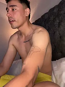 Adam Grey online show from April 11, 1:47 pm