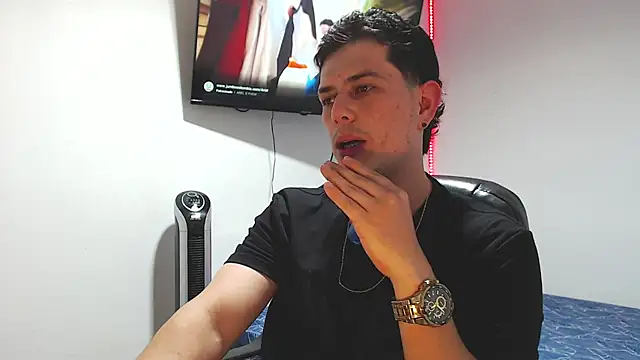 JUAN CAMILOXXX online show from March 17, 5:54 am