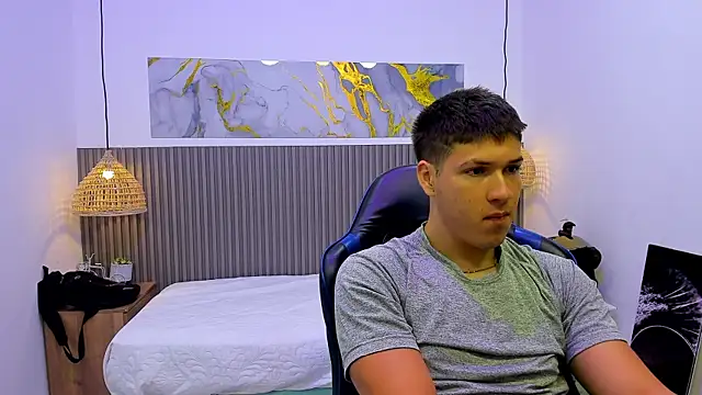 AlessandroFranco online show from July 22, 12:41 pm