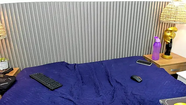 AlessandroFranco online show from July 10, 1:36 pm
