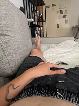 curvedlongdick online show from June 27, 6:24 pm